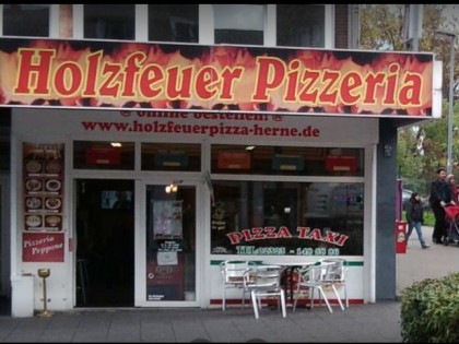 照片: Holzfeuer 